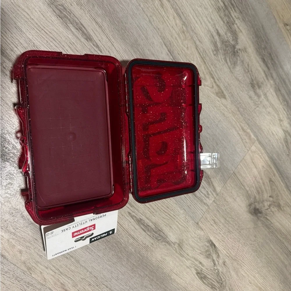 Supreme Red Glitter Storage Box